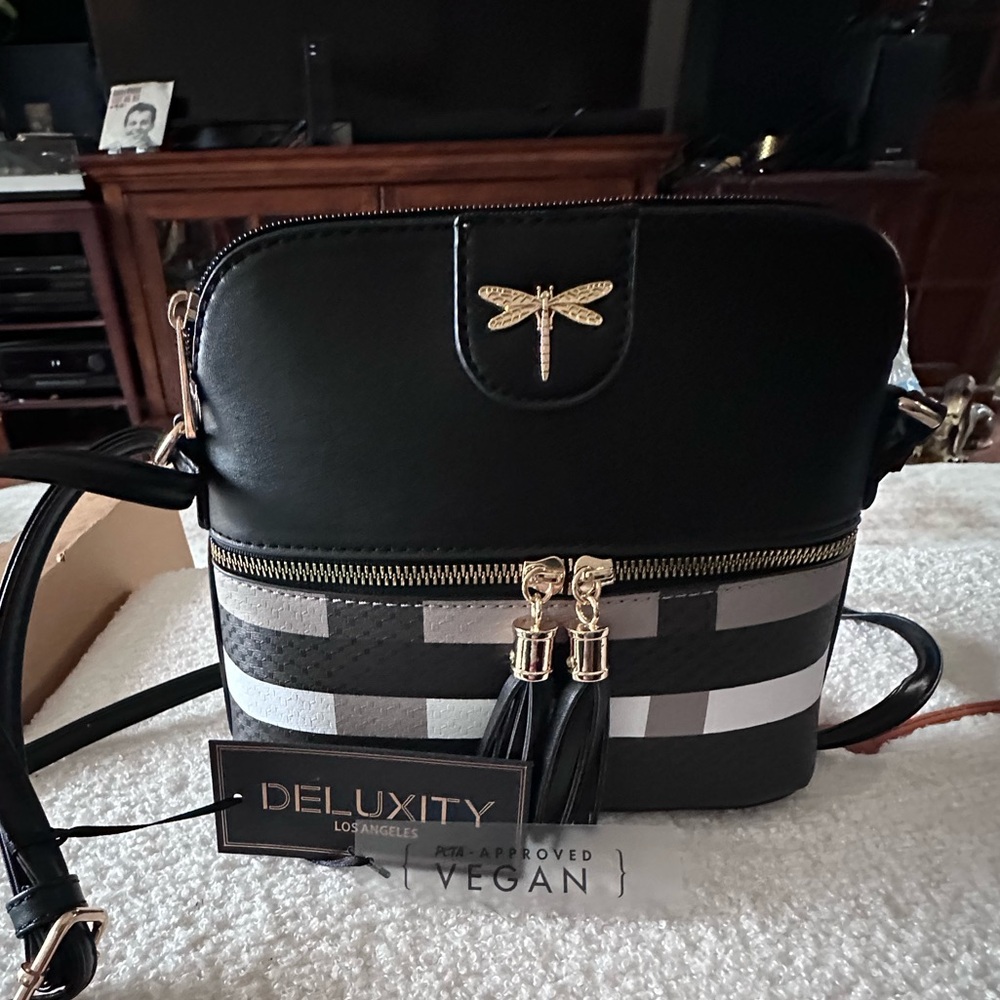 Deluxity Black, tan and White Crossbody Bag